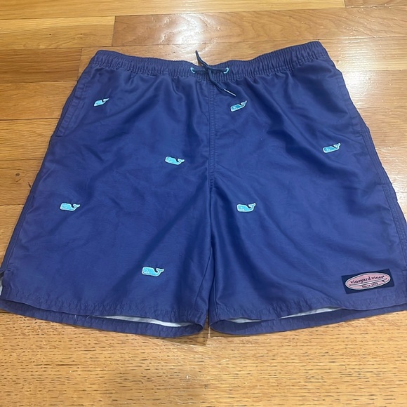 Vineyard Vines Other - Vineyard vine boys swim trunks size large (16) .
